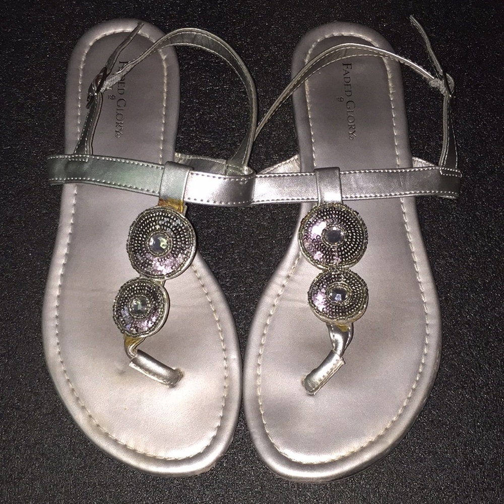 Faded glory women’s sandals